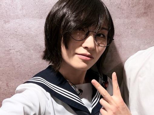 新しい学校のリーダーズ・SUZUKA、イケメンアーティストとの密着ツーショット！ 「2人ともカッコイイ」
