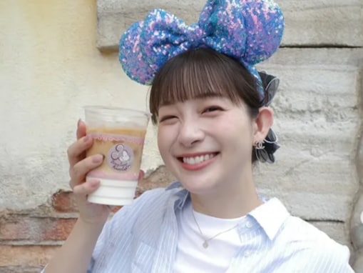 「豪快にやっちまったなー」足立梨花、ディズニーシーでまさかの失敗！ 「よく見たら残骸あるわ」