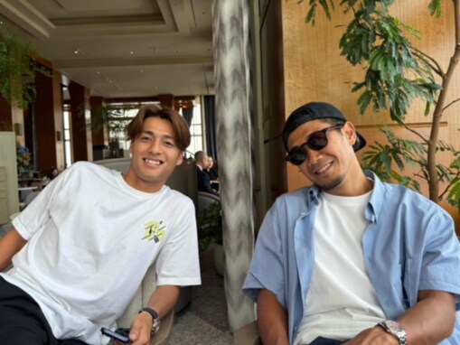 サッカー日本代表・佐野海舟の実弟・航大、香川真司との豪華ツーショット公開！ 「おお！！！？」