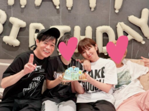 「親バカ上等！」名倉潤、娘の16歳誕生日に家族ショット公開「まだまだ、生意気な所も」「愛してるよ」