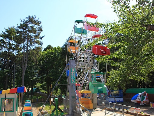 【北海道】入園無料＆乗り物100円から！ 日本最古の観覧車からオホーツクのレトロ遊園地まで…コスパ抜群3選