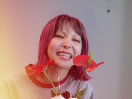 「まだまだ20代でいける」LiSA、39歳とは思えない最新ショット公開「美しくかっこよく年を重ねていく」