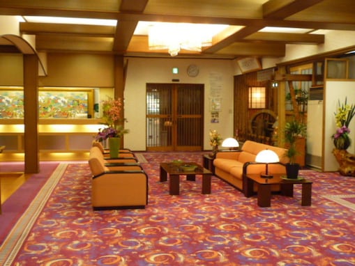 【岐阜県の温泉地】贅沢なひとときを心ゆくまで。宿泊者の絶賛レビューが相次ぐ「一度は泊まりたいホテル」3選【柿野温泉、下呂温泉、新穂高温泉】