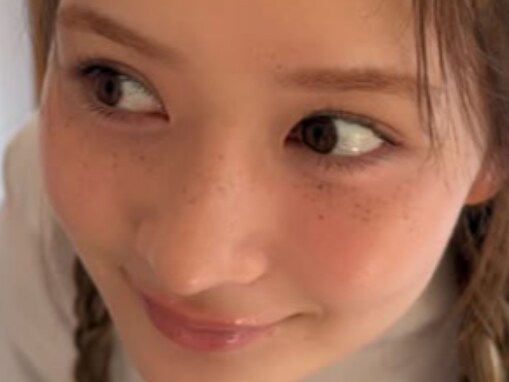 「やばい」畑芽育、そばかすメイク＆美太もも見せの姿に反響「えげつない可愛さ」「びっくりしました」