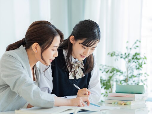 予備校の授業はなぜ分かりやすい？ 「高校であきている」生徒を劇的に大化けさせるプロの教え方