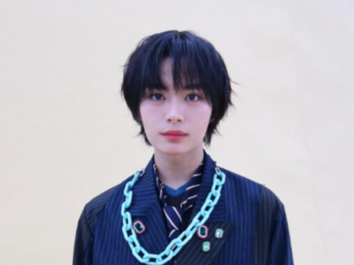「完璧アイドルすぎる」大西流星、ジャケ写撮影オフショに反響「透明感やばい」「王子様すぎるかっこいい」