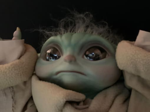 「CMの現場に連れてった」吉岡里帆、『スター・ウォーズ』人気キャラを溺愛「うるうるお目目で可愛い」
