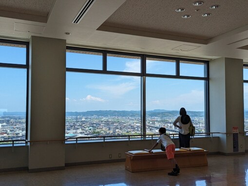 【金沢市】すべて無料！ 絶景図書館・地上80mの360度展望・24時間使える芸術の村。旅行で行きたい無料スポット3選