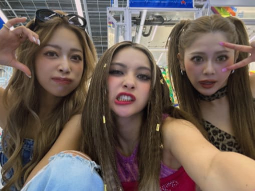 「ギャルが多い」ゆきぽよ、ギャル大集合ショット公開！ 「推しの3人組で歓喜　幸」「懐かしい」