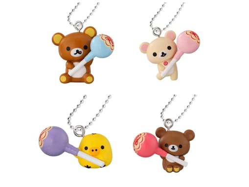 チュッパチャプスを持ったリラックマたちがかわいい！ 2026年7月発売「リラックマ×チュッパチャプス マスコットスイング」全4種が見逃せない【最新ガチャ情報】