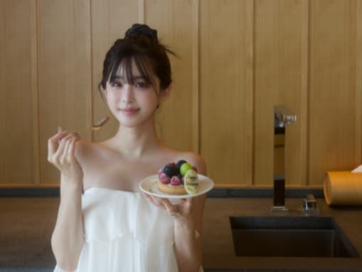 「痩せました？」休井美郷、夫からの結婚1周年サプライズ明かす！ 「益々お綺麗に」「更に可愛い」