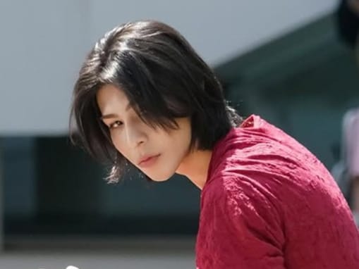 「横顔が美しいと思うSnowManのメンバー」ランキング！ 1位「ラウール」に次ぐ2位は？【2026年調査】