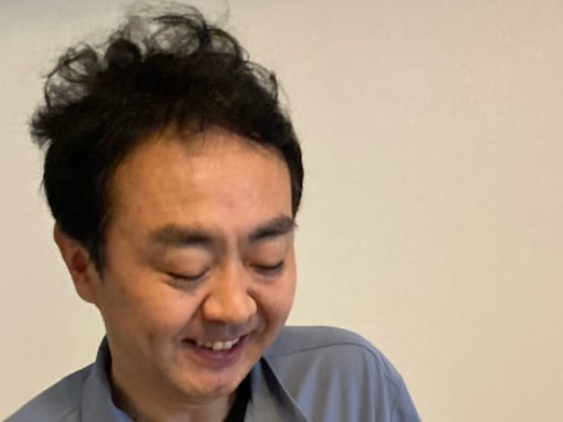 「手脚長い」アンガ田中、生後2カ月息子とのツーショット公開！「将来はイケメンになるのでしょうね」