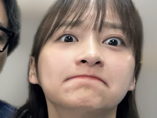 「DNAがカゲすぎる」影山優佳、弟顔出しショットに反響！ 「笑顔がそっくり！」「仲良し姉弟ンゴね〜」