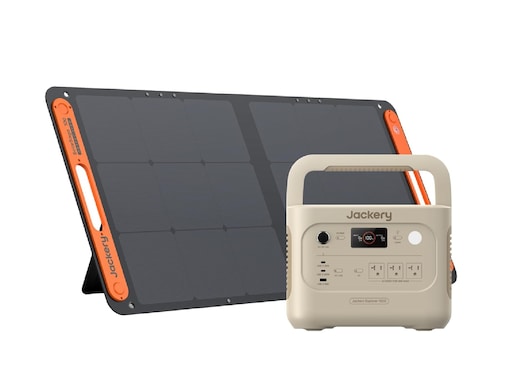 電源をスマートに自給自足する。Jackeryのポータブル電源は圧倒的な軽さと超高速充電で防災からアウトドアまで大活躍する大人気モデル