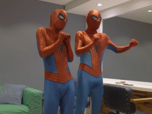 「とってもキモくてだいすきwwww」ミセス、コスプレ姿での動画に反響！「モジモジクネクネしないで」