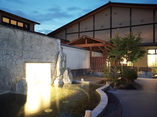 【千葉県】駅から徒歩20分圏内の人気スパ・銭湯3選！ 露天風呂やオートロウリュサウナで極上のリラックスを満喫