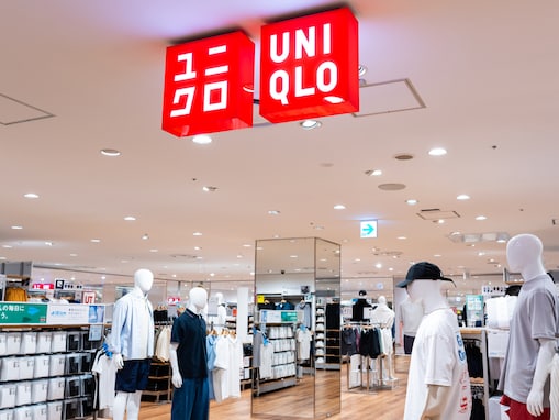 「快適すぎてまとめ買いしてよかった」ユニクロのボクシーニットTに絶賛の声。夏のオフィスコーデにも