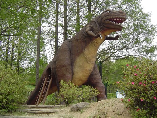 【長野県】無料＆大人650円も！ 恐竜園、忍者アミューズメント、高速道路直結の遊び場も。親子で行きたい公園3選