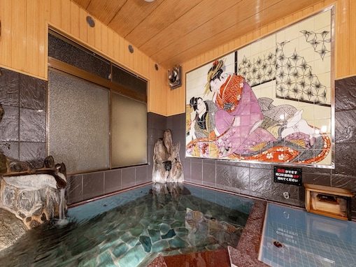 【楽天トラベル売れ筋1位】佐賀県「古湯温泉 つかさ旅館」は自然と調和した和やかな雰囲気の宿【7月28日】