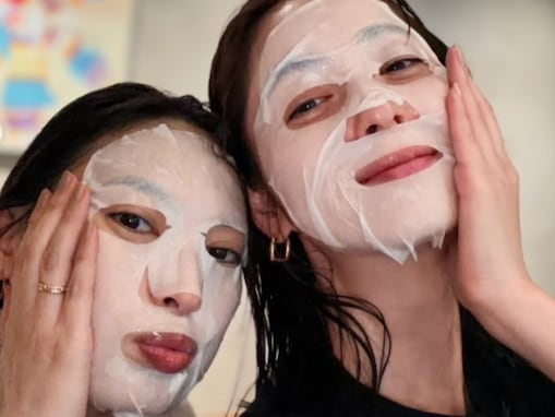 大政絢＆佐々木希、“お泊まり”ショット公開「子供達とアクティブに過ごしました」「ありがたいの極み」
