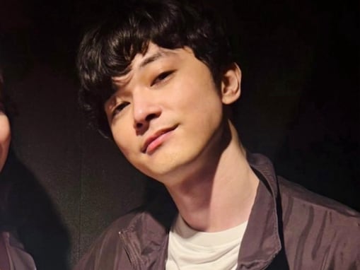 「なーんすか！その表情」吉沢亮、先輩女優とのツーショットに反響！ 「嬉しそう」「本当の姉弟みたい」