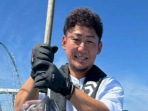 「規格外でビビる」中田翔、超巨大魚を釣り上げる！ 「リアルあつ森か」「凄いすごぉぉい」