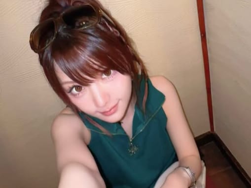 「なんて綺麗な顔」田中れいな、“何回も撮り直した”自撮りに「完璧な可愛さ」「可愛すぎるだろ」反響