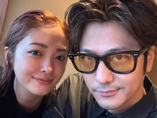 「ラブラブ」速水もこみち＆平山あや、結婚記念日のツーショット公開！ 「美男美女」「カッコ良すぎ」