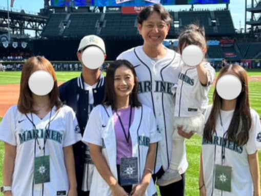 「奥様かお嬢様が分からない。若い！」岩隈久志、家族ショット公開「良い家族すぎるほんとに、やばい」