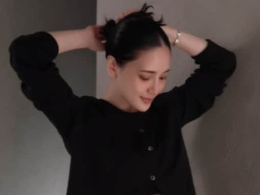 妊娠中の藤井夏恋、ぽっこりおなかを披露！ 「発表した時よりも大きくなってるー！！」「お腹綺麗すぎる」