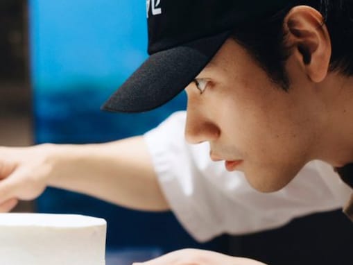 「そりゃ失踪したくもなりますよね」松山ケンイチ、大切な人へケーキ作る「ガチですね」「色々作品が混ざってる」