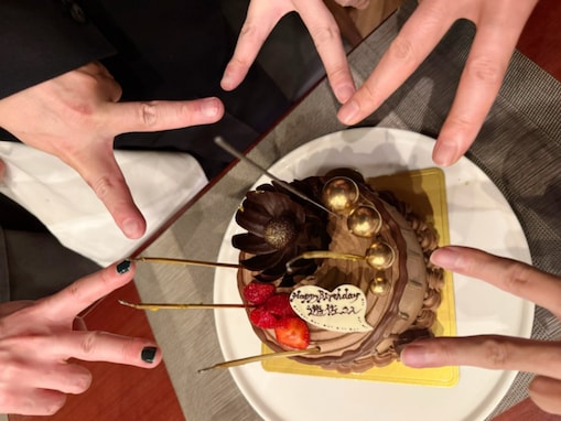 「み、見えない…」人気声優、58歳には見えない“ある方”の誕生日を祝う「いつまでも若々しくてすごい」