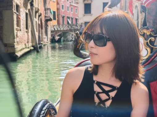 瀧本美織、美脚際立つコーデでイタリア満喫！ 「ヴェニス、3回目の訪問。この街にまだ恋してる」