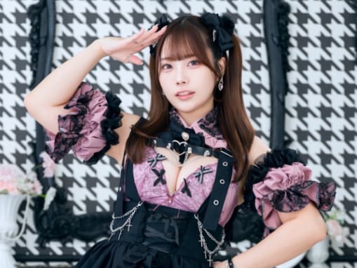 「脚が全然違うね」コスプレイヤー、11kg減量した比較ショット公開！ 「すごい変化！」「このスカートはガチで何」