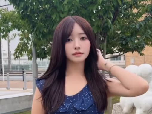 「可愛すぎてAIみたい」10代で二度出産の重川茉弥、花火大会コーデ披露！ 「さすがモデルだなぁ」「細い」
