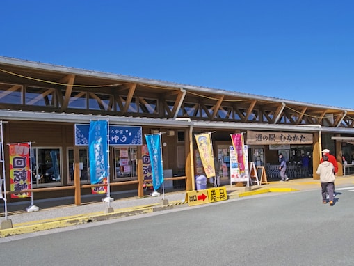 道の駅「むなかた」は玄界灘の新鮮魚介が自慢のグルメスポット｜福岡県宗像市の人気道の駅