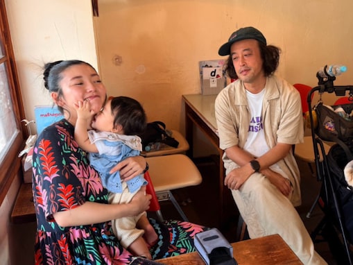 「母になるということ」お笑い芸人の美人妻、子どもとの親子ショットに「愛ですね」「やっぱ尊い」反響