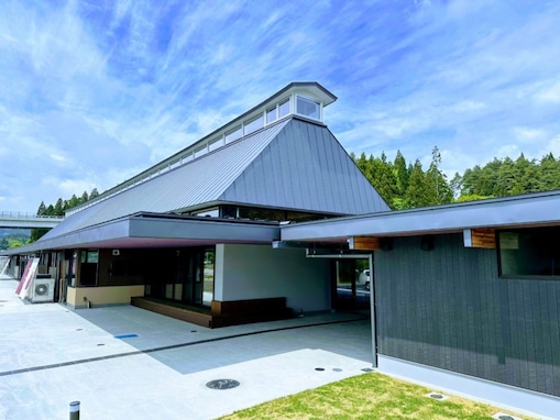 【岩手県】未確認生物の巨大タマゴが目印の施設も！ 郷土グルメ・のだ塩ソフト・北三陸の魅力が楽しめる一度は行きたい道の駅3選