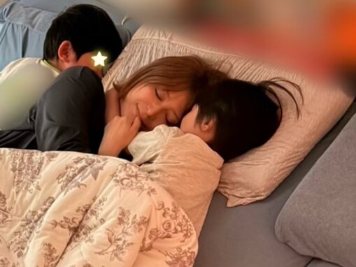 「あらためてママさんなんですね」矢口真里、息子たちと眠る姿に反響！ 「長男くんの成長すごいな〜」