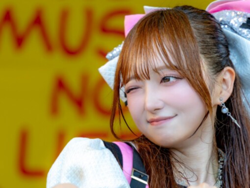 「また奇跡の1枚が生まれたのか」美人アイドル、ステージショットに反響！ 「やべえかわいい」「天使」