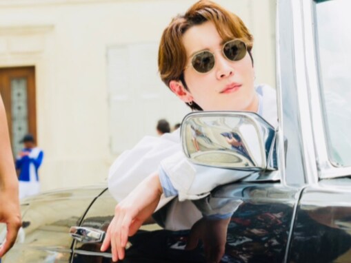 「誰とドライブ中⁇」渡辺翔太、ドライブ？ ショット公開！ 「運転してると思ったら」「助手席乗りたい…」