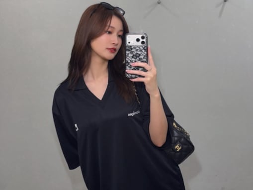 「履いてますか？」めるる、美し過ぎる絶対領域を披露！ 「きれいな生足」「爆美女すぎやろ」