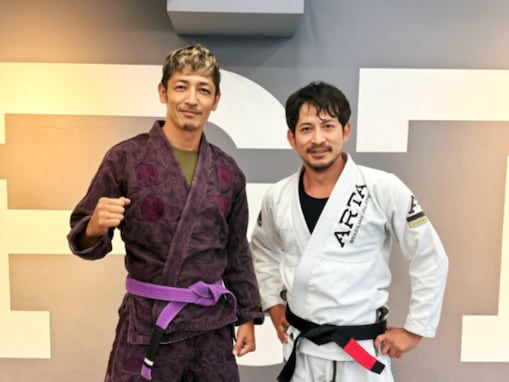 「二人のイケオジ超人」岡田准一、世界大会3位の玉木宏との2ショット公開「格闘家みたい」「貫禄出て強さが」