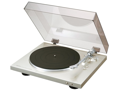 ボタン一つで本格サウンドを楽しめる。デノンのレコードプレーヤーは初心者にもおすすめの高性能モデル