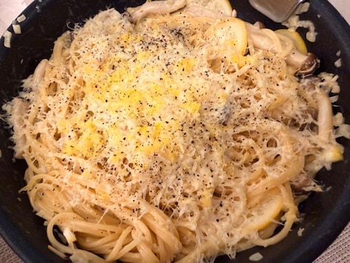 「お店のディナーみたい」佐久間大介、“バカうま”手料理を披露「どんどんプロっぽく」「レシピが欲しい」