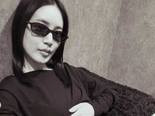 「見る度大きくなっている」第1子妊娠中の藤井夏恋、“まぁるいお腹”ショットに反響「愛おしいお腹」