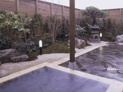 【熊本県の人気日帰り温泉】「天然温泉 とよみずの湯」は一切循環・加温なしの純粋な天然温泉施設