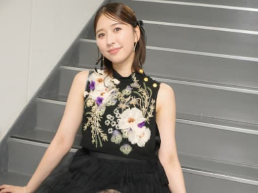 「目のやり場に困る」ももクロ・玉井詩織、透け感スカートから美脚を披露！ 「ドキドキしちゃった！」