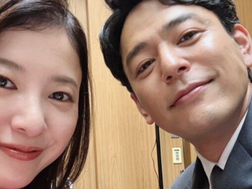 「もはや同い年なんかな」吉高由里子、6年振り妻夫木聡との“激アツ”ショット公開「良い関係が、滲み出てる〜」
